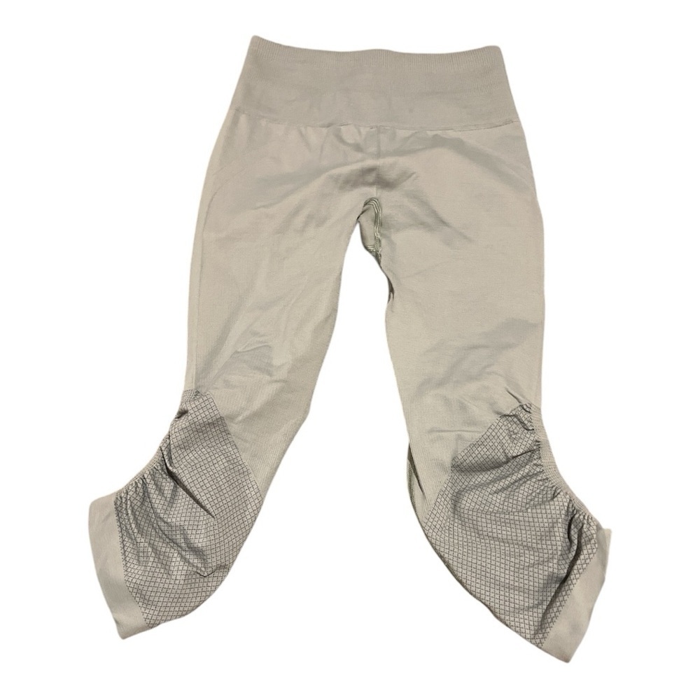 LULULEMON - Picture 2 of 3